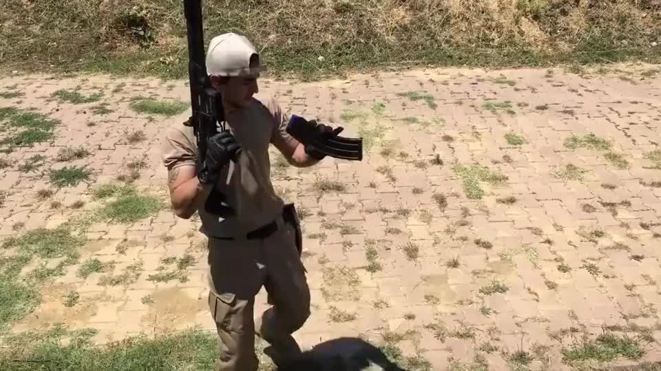 雷明顿tac14短管猎枪,操作方便后坐力小 威力不俗!