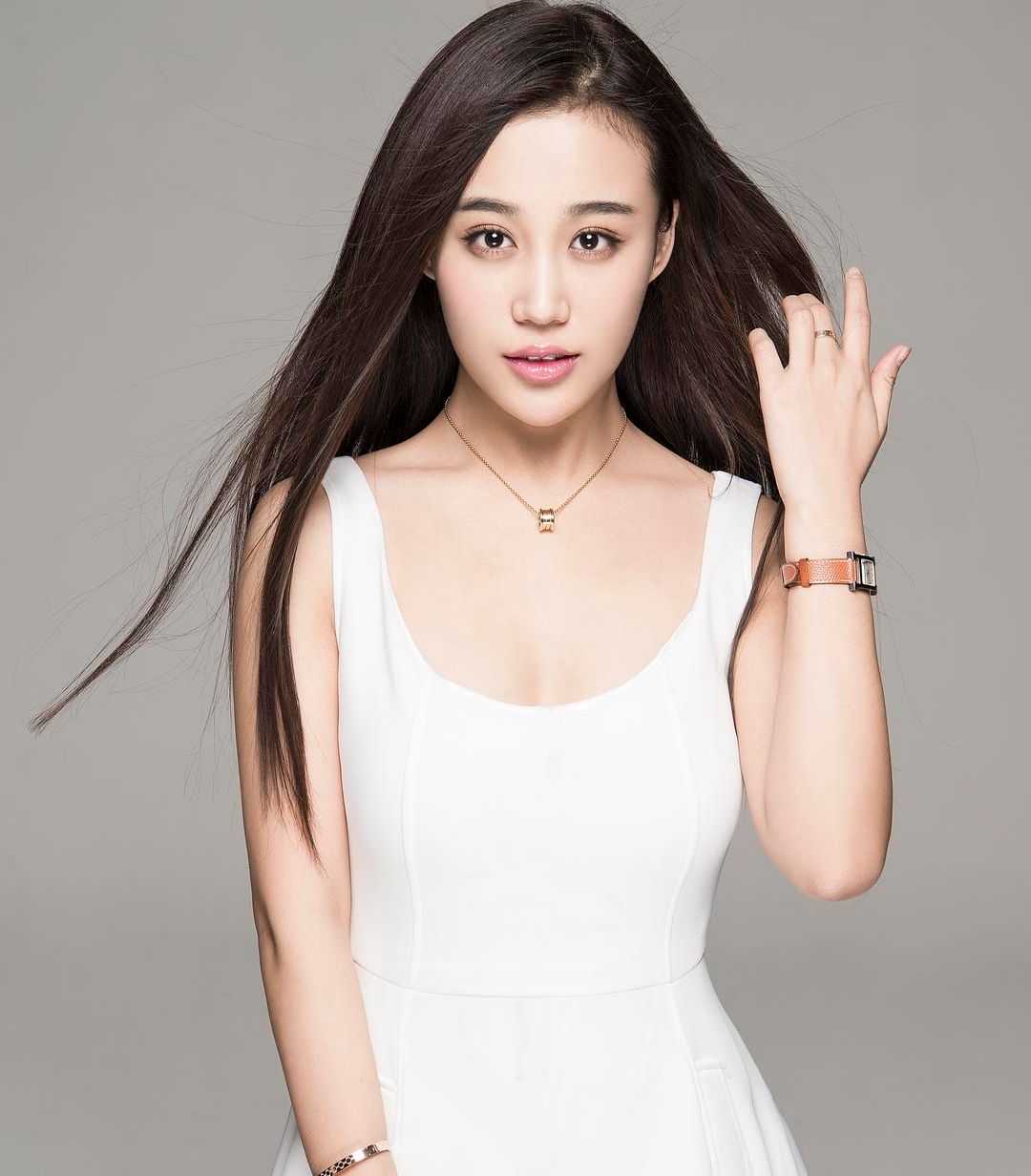 中国内地新生代演员 黄晓明小师妹 山东青岛女孩辛雨锡