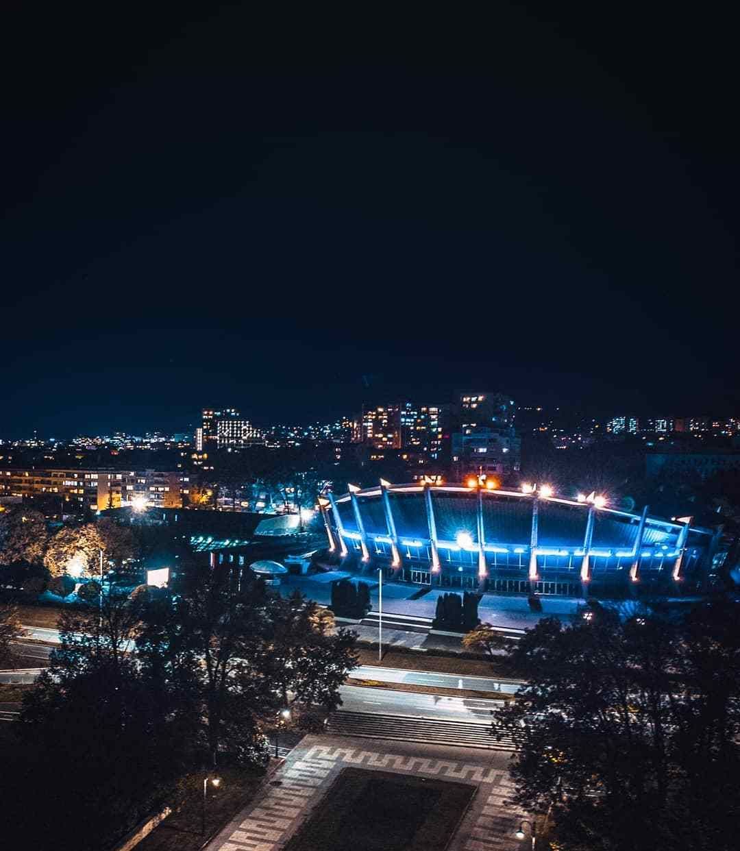 1 / 20 保加利亚瓦尔纳夜景,瓦尔纳位于黑海西岸,是保加利亚第三大