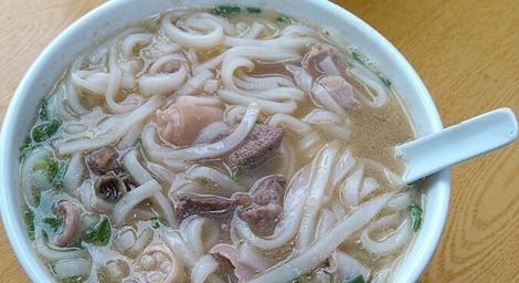 玉林卷馅粉,生料粉美食