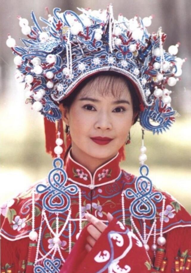 那些年的俞小凡罕见剧照老照片被观众称为90年代玉女派掌门人