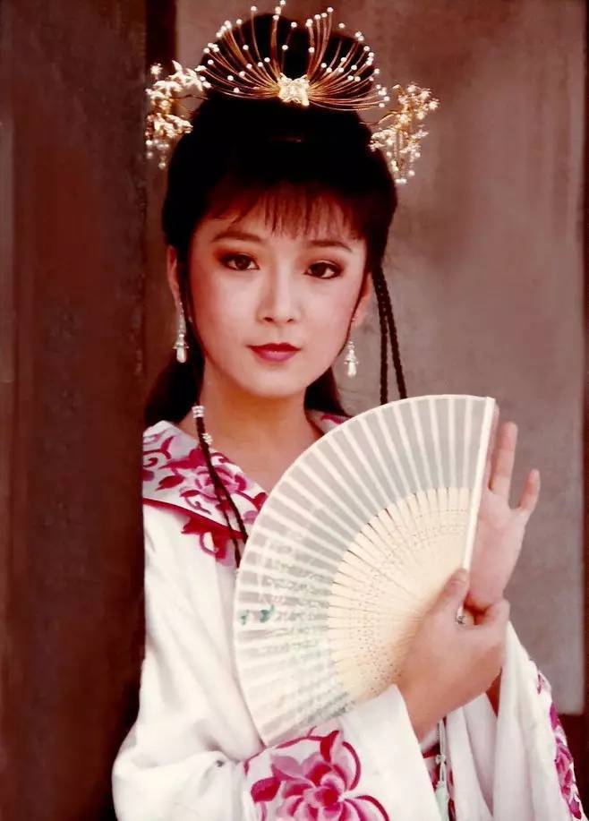 那些年的琼女郎赵永馨,罕见老照片,以"玉女偶像"的形象走红