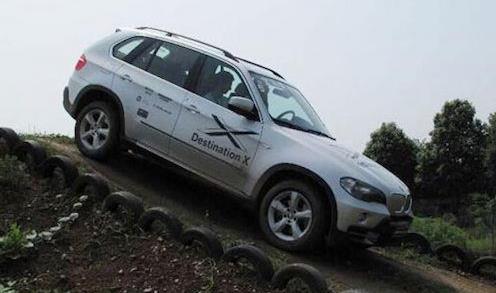 原来这样下坡才最安全-新浪汽车