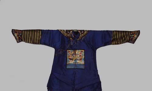 古代文官官服上绣的是什么图案?|文官|官服|特徵|尾羽|图案_新浪新闻