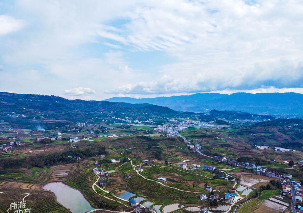 无人机航拍重庆开州临江镇美丽乡村入画来