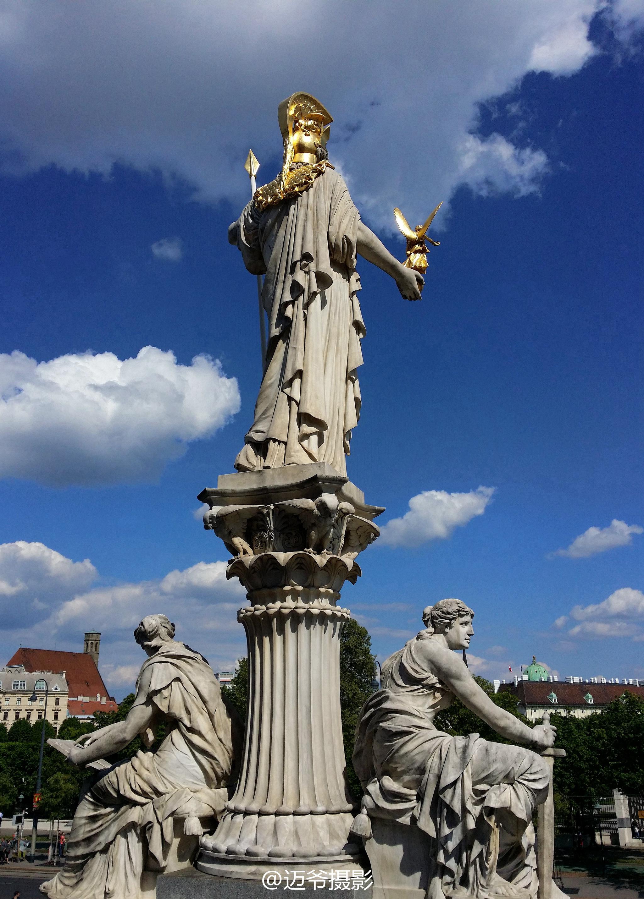 维也纳的街头雕塑【原创摄影】