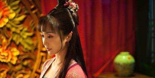 古代小妾很悲惨,命运被他人掌控,正室就寝小妾须在