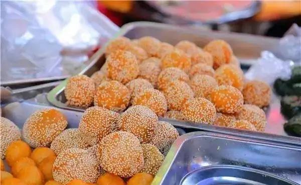 中山特色贺年美食"煎堆",皮薄酥脆,你吃过吗?