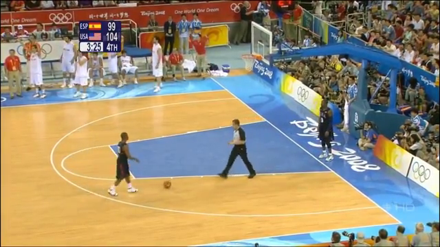 美女还原科比、麦迪经典绝杀时刻,你能认出几