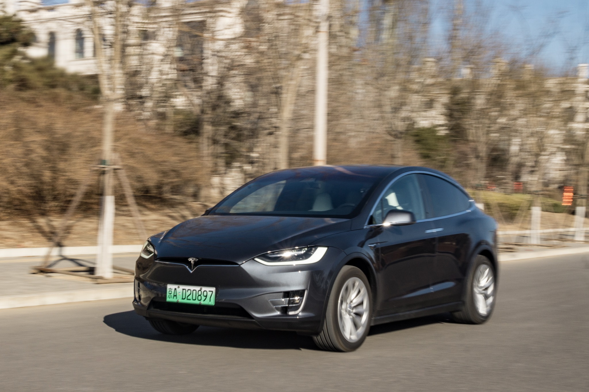 特斯拉modelx100d科技便利为第一目的
