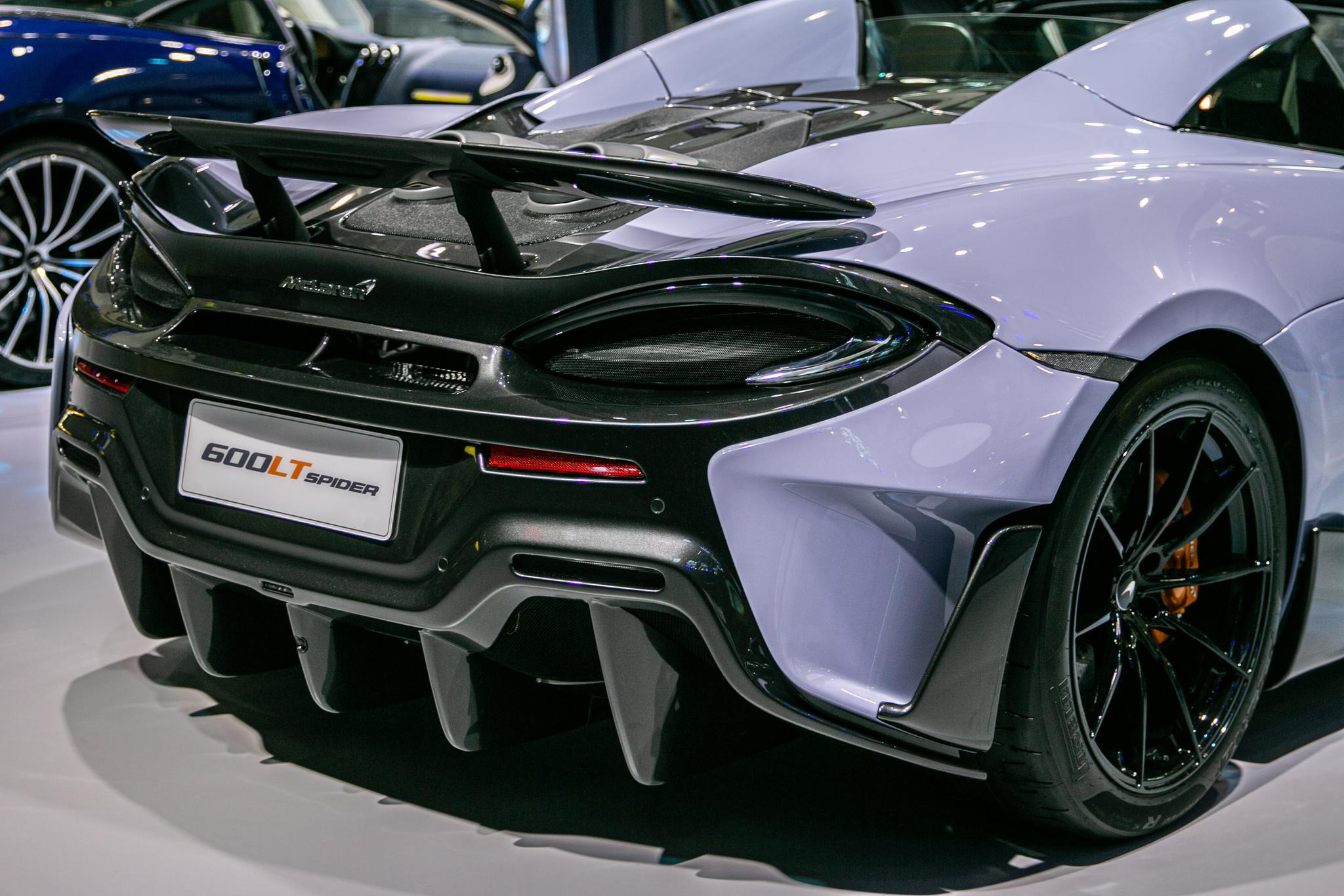 国内的超跑数量越来越多,老牌超跑迈凯伦推出新款600lt spider