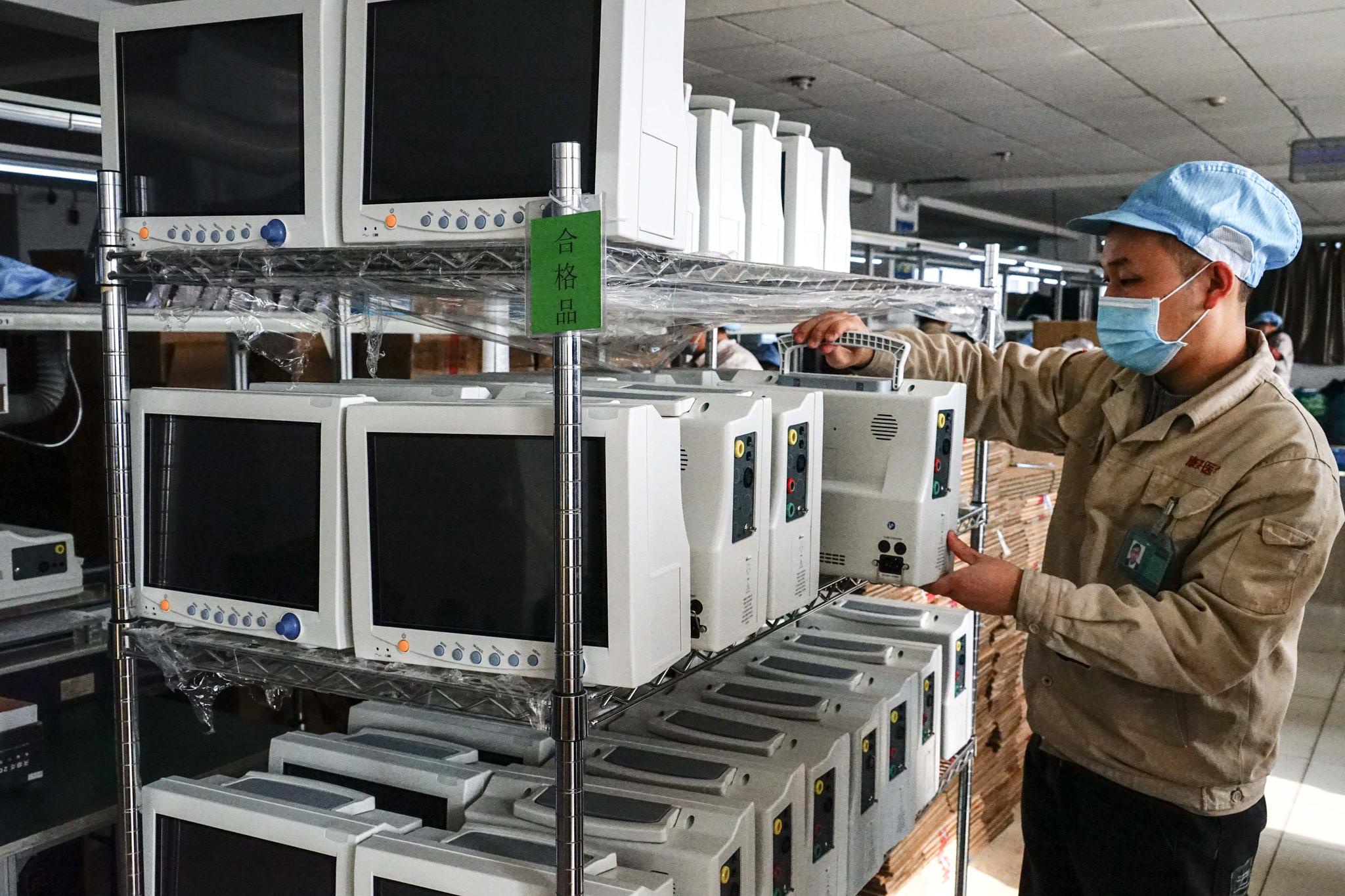 秦皇岛经济技术开发区:抓紧生产医疗设备 服务疫情防控需要