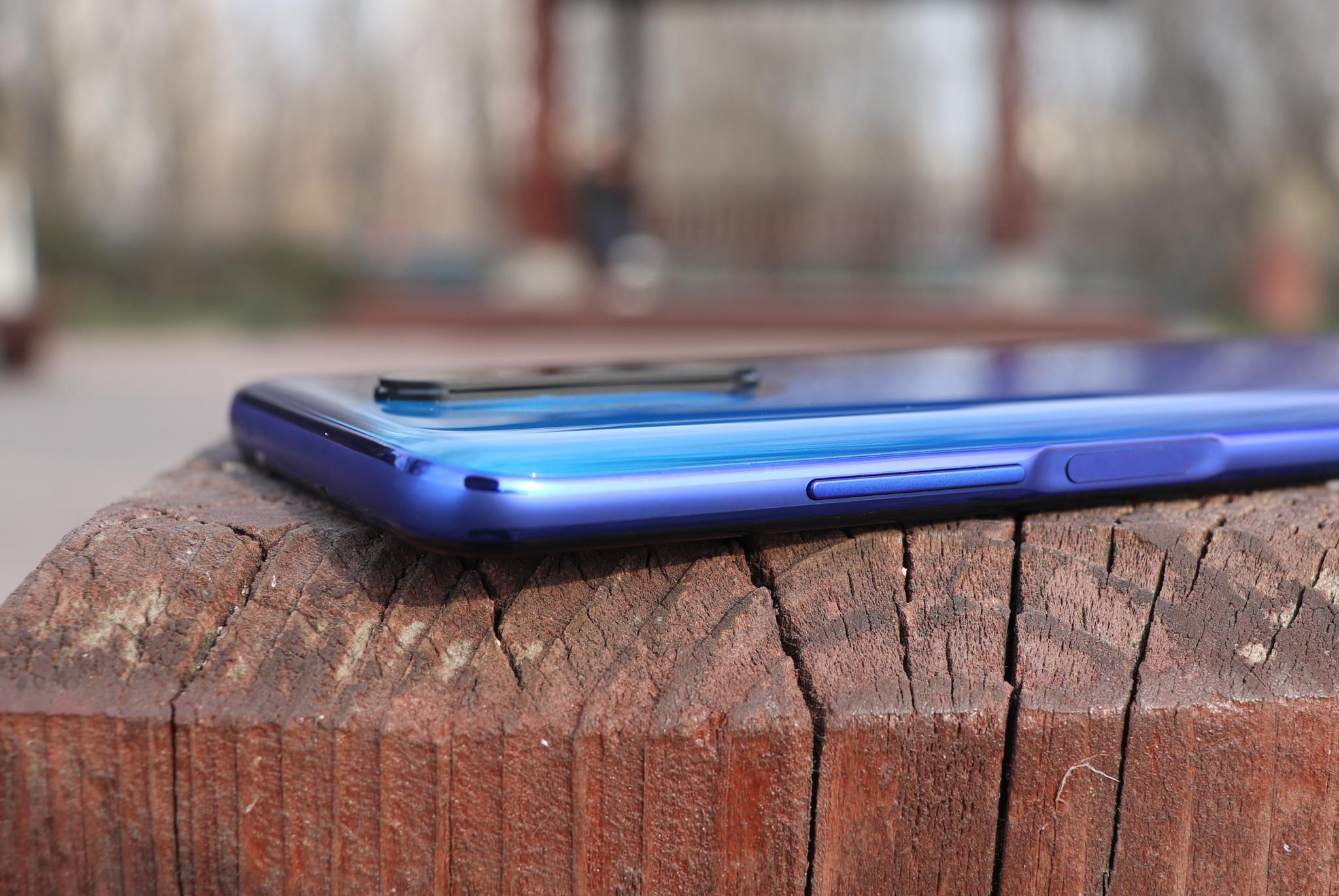 redmik30手机入手三天单就这颜值设计等表现没得谈