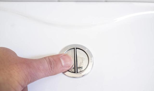 这是为什么呢亏我活了半辈子都按错了|马桶|按钮|按键_新浪网