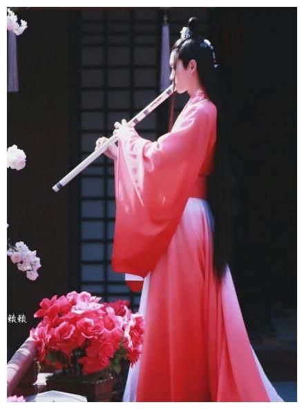 《刺客列传》里慕容离的七套最美红装,第一套美如画,第三套帅气