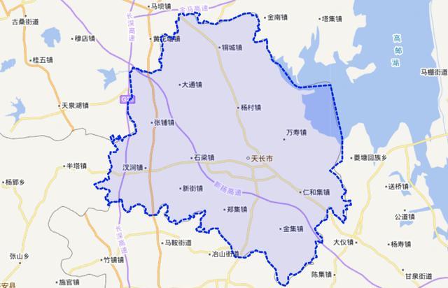从地图上面可以看出,天长市的北面是淮安市,南面是南京市,从淮安市到