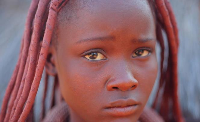 非洲原始部落女子基本终生不洗澡不少男性都活不到成年