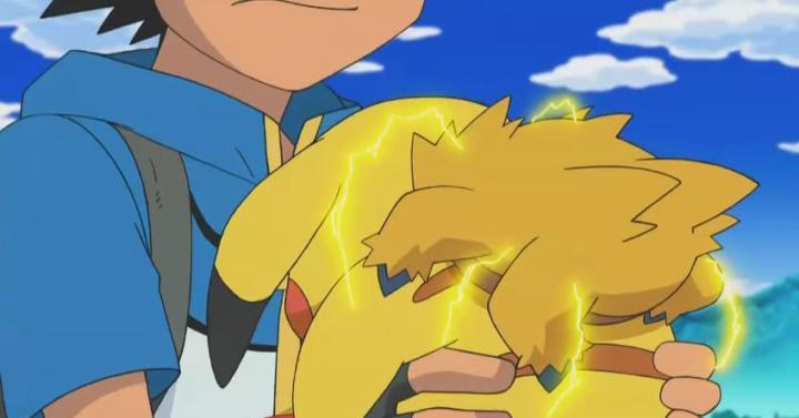 精灵宝可梦最小精灵01m一只手就能举起科斯莫姆你试试看