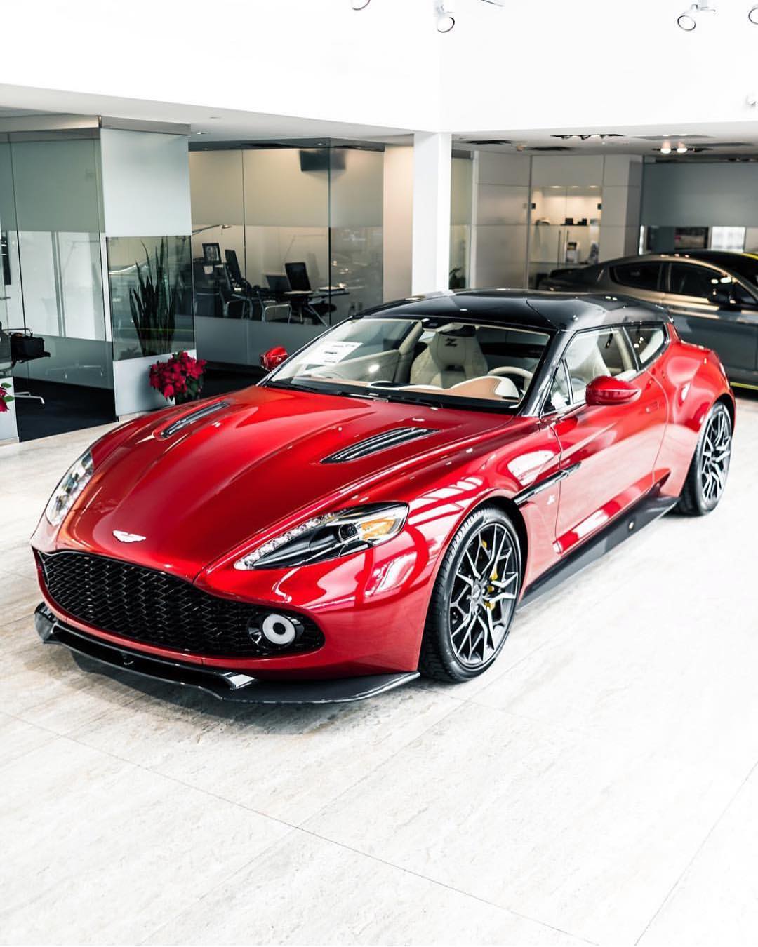尾部才是精髓阿斯顿马丁astonmartinvanquishzagato