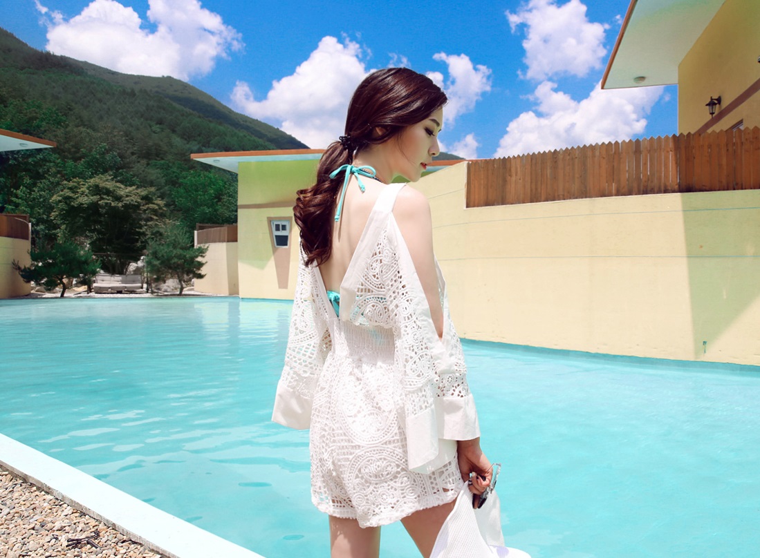 美丽的夏天,漂亮泳衣才完美!