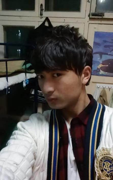 网曝浙大"辉哥"口气大, 学校领导都"怕", 曾发照粗鄙约女生!