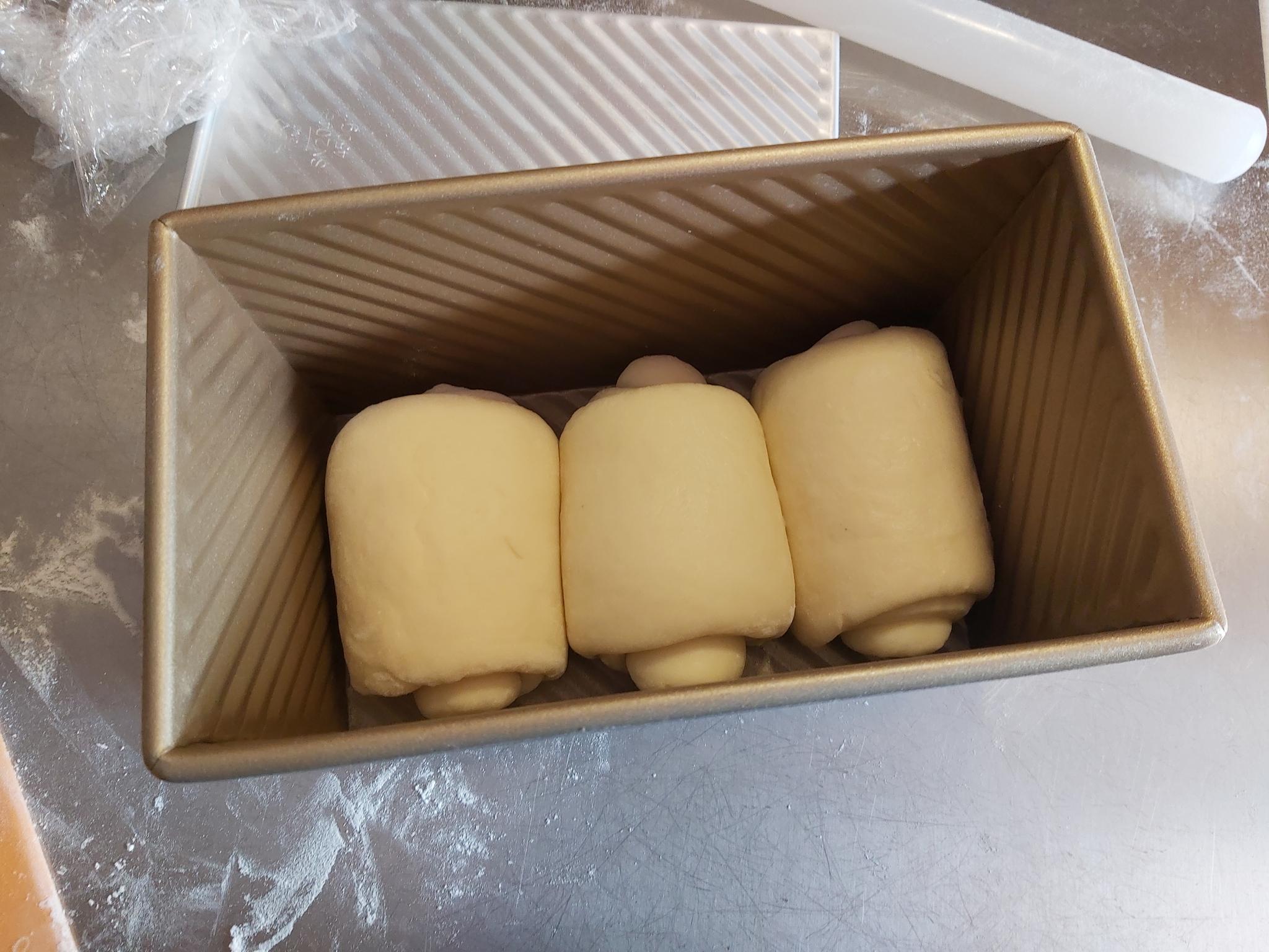 土司面包做法(吐司面包的吃法) 土司面包做法(吐司面包的吃法)