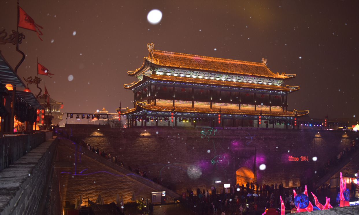 视觉盛宴!西安永宁门城墙雪夜盛景|永宁|城墙|西安_新浪新闻