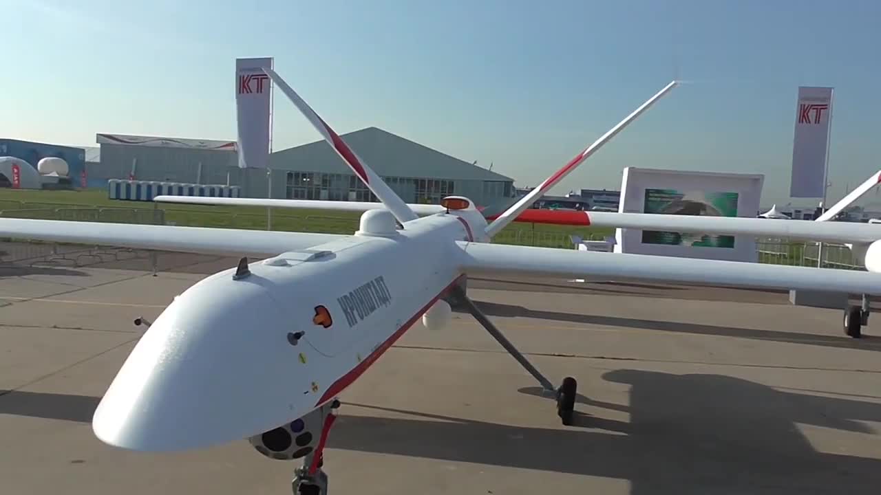 俄罗斯orione无人机用于空中侦察的中空长航时无人机