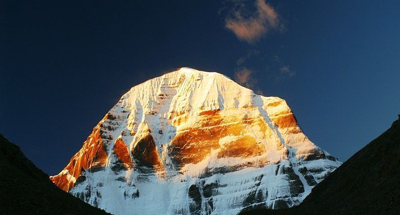 西藏第一神山——冈仁波齐