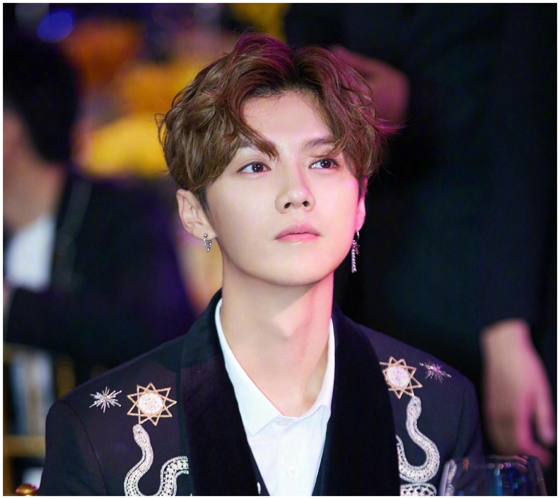 心形刘海的众多男星,鹿晗帅还是李易峰帅?你喜欢哪个?