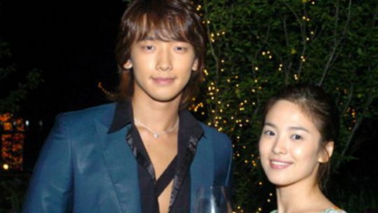 与高傲的超级巨星李英宰在种种阴差阳错下协议结婚并共同生活的故事