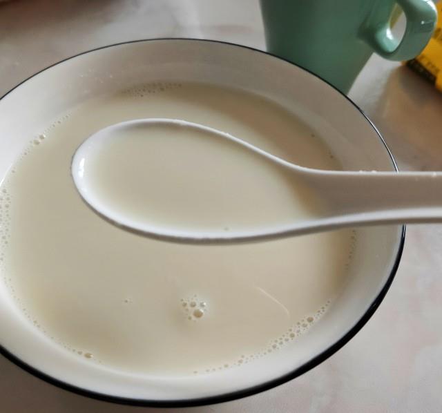 黄豆豆浆,早餐来一碗,营养又健康