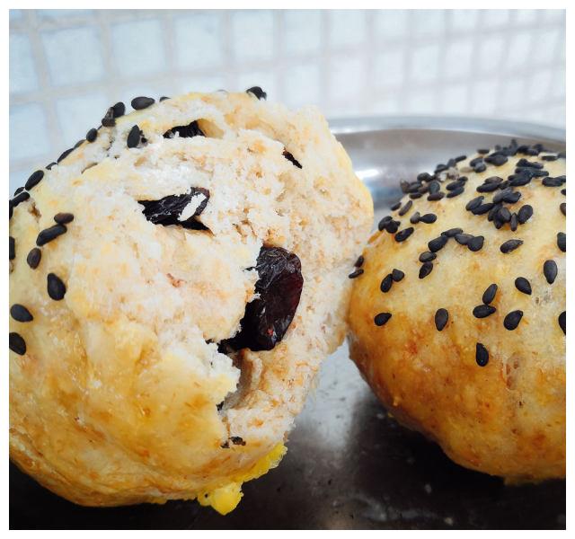 葡萄干全麦面包,最简单的早餐包,松松软软的超