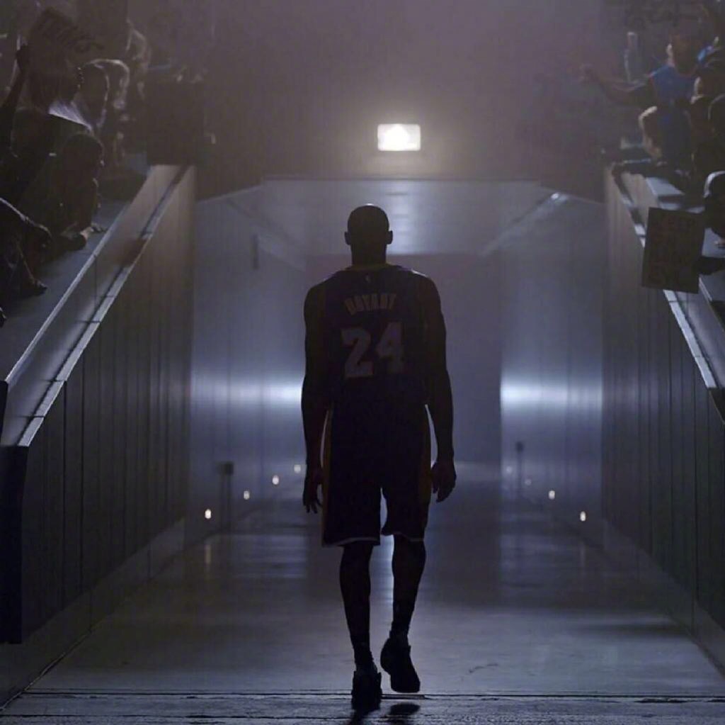 科比退役时,这组照片被网友传疯了!