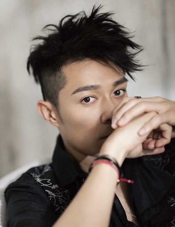 周柏豪:阳光帅气,是新一代的实力派偶像歌手