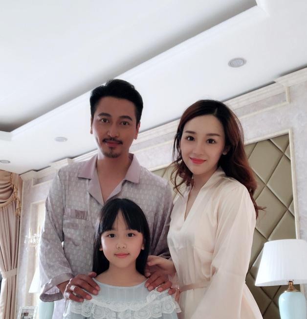 非诚勿扰: 最美单亲妈妈被人牵手, 6年时间过去, 结局令人意外