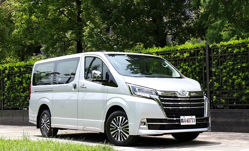 丰田granvia论一辆九座商务车的重要性