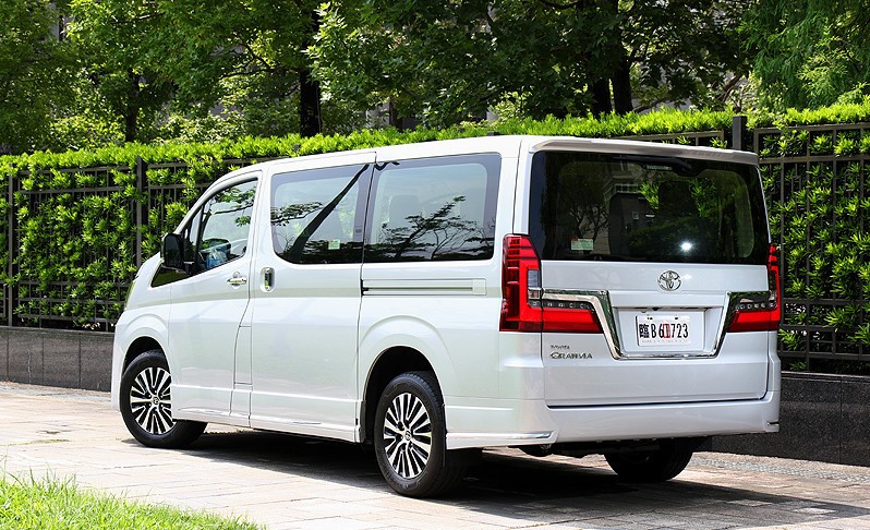 丰田granvia!论一辆九座商务车的重要性!