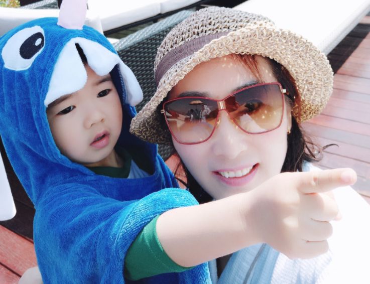 同是单眼皮,秦米粒和刘烨儿子的差距不是一点点!