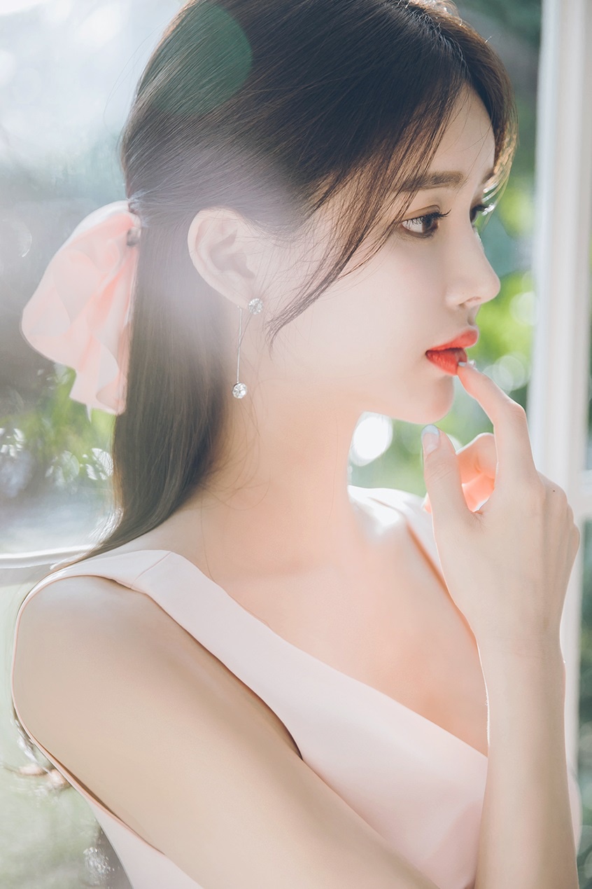 贤淑柔美,优雅文静!