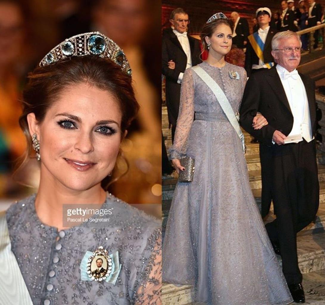 月光宝石女神加持的皇冠,科诺什尼克海蓝宝皇冠