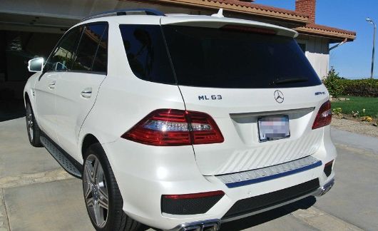 奔驰m级-amg,这款车配置颜值提升,驾驶乐趣很强