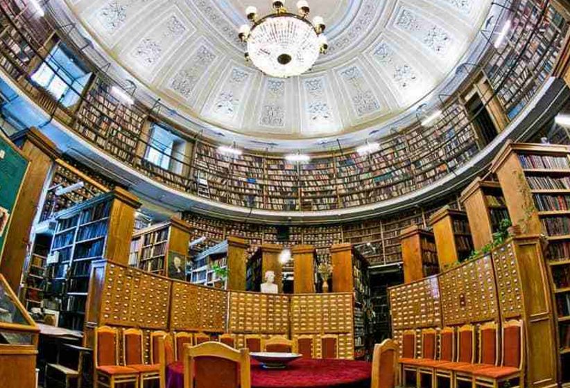 俄罗斯国家图书馆俄罗斯两个国家图书馆之一