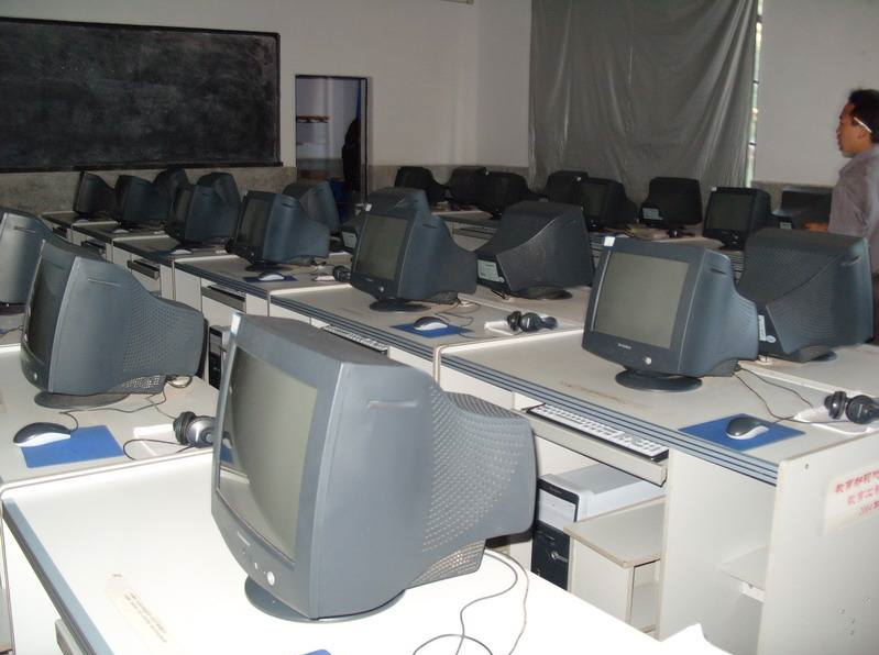 老师:怕电脑中病毒