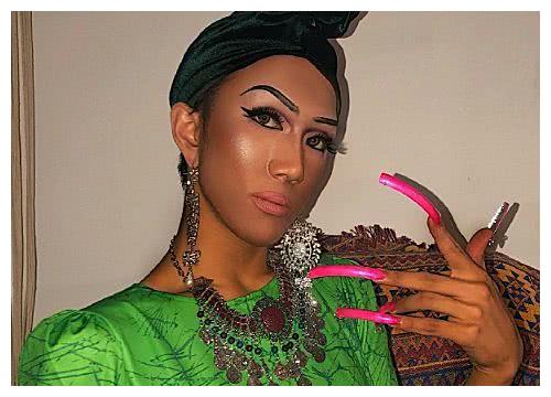 还有看我扎不扎你就完了等等,这些出自韩美娟口中的流行语