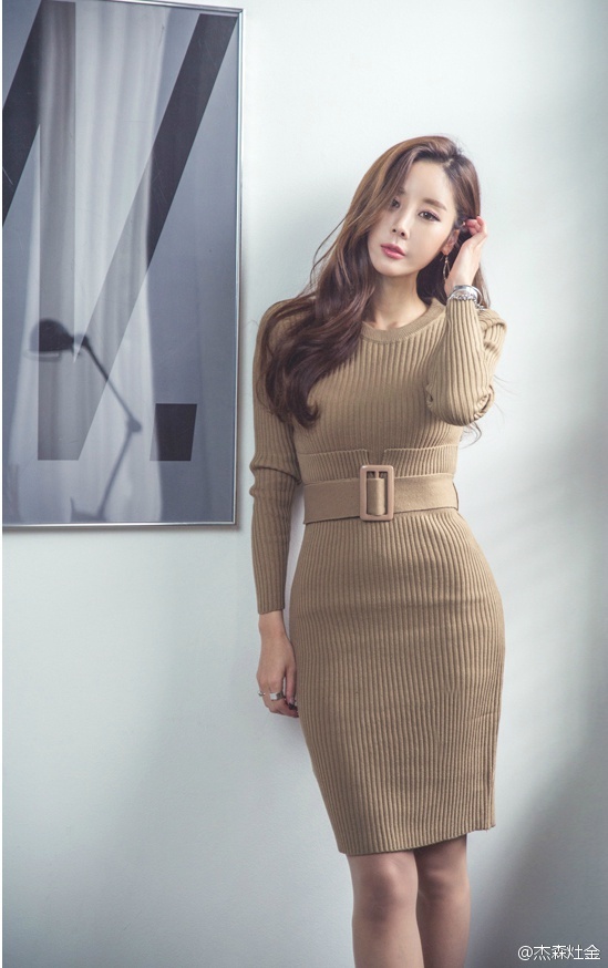 秋葵视频女人的美容院入口