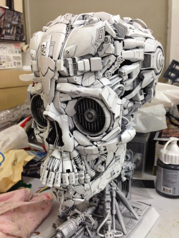 模玩控高达零件再利用n个零件拼装的机械骷髅头