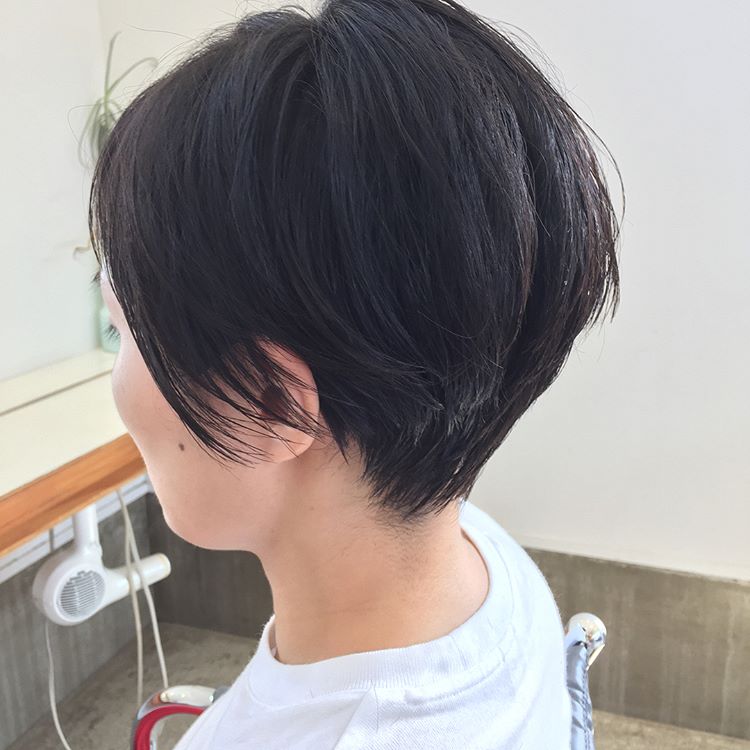 中年以后就剪这样的波波头,年轻又减龄