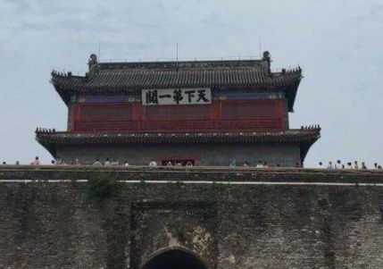 山海关——是中国华北与东北交通必经的关隘