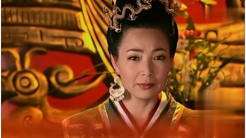 美人心计吕禄为慎儿求情吕后看到吕禄的样子真是心疼